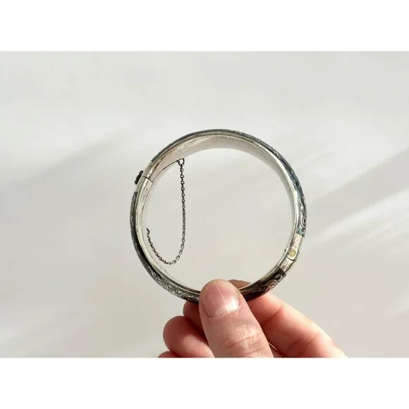 Siam Sterling Silver 925 Hand Carved Hinged Enclosure Vintage Bangle Bracelet - Picture 13 of 16